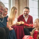 Go Offline to Reconnect with Family During the Holidays