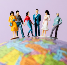 Magnifying Microcultures: When Employees Follow Peers, Not Companies